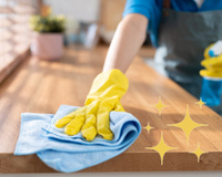 Esse tipo de pano é perfeito para limpar telas, espelhos e vidros sem deixar marcas se você lavar direitinho para não deixá-lo impermeável