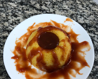 Bolo de queijo com milharina