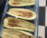 Barcas de berinjela com purê de batata doce