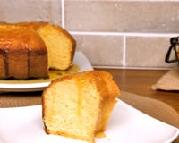 Bolo de laranja com calda