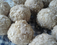 Docinhos fáceis de leite condensado com farinha láctea