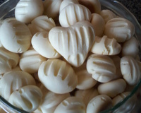 Bolo molhadinho de doce de leite