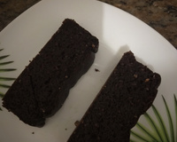 Bolo de cacau e biomassa de banana verde