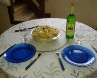 Macarrão com brócolis e creme branco