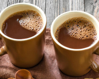 Receita de choconhaque é só para maiores de 18: saboreie a bebida cremosa que é quase um drink!