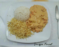 Estrogonofe de camarão