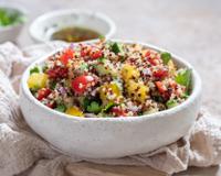 Semente de quinoa para emagrecer: como fazer tabule de quinoa e os benefícios do prato delicioso