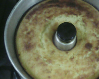 Bolo de queijo com milharina