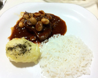 Carne ao molho de cerveja