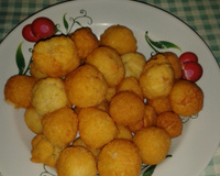 Bolinhas de queijo mussarela