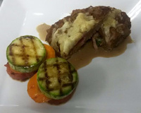 Torta de carne aos quatro queijos