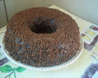 Bolo de chocolate com cobertura