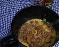 Carne moída com angu