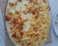 Macarrão de panela de pressão com frango queijo e presunto