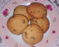 Chocolate chip cookie