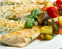 Filé de merluza com batata ao forno