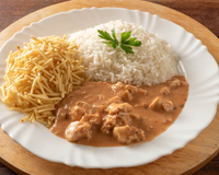 Isso é o que talvez você não saiba sobre como fazer um bom strogonoff