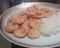 Camarão ao creme parmesão e ervas finas