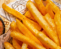 Fritar batata é coisa do passado: esse truque deixa as batatas crocantes como de restaurante em pouco tempo