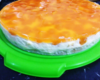 Torta gelada de pêssego da Bianca