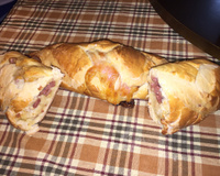 Pão de calabresa com catupiry feito na máquina de pão