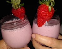 Batida de morango com vinho