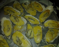 Ostra gratinada à moda do meu marido Carlos Wagner