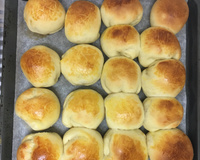 Pão de batata recheado com mortadela