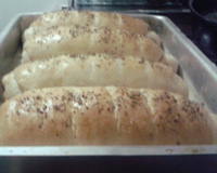 Pão de cebola e calabresa