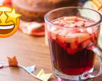 A melhor receita de vinho quente simples é essa do TudoGostoso: bebida junina com especiarias é fácil de fazer e fica pronta em 20 minutos!