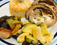 Bolo de carne moída recheado com presunto e mussarela