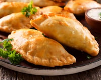 Pastel sem óleo, nem sujeira: a receita fácil de forno que vai salvar seu lanche da tarde