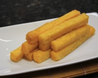 Polenta frita crocante