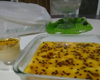 Mousse rápida de maracujá com calda