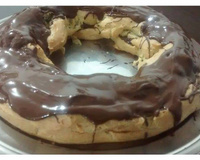 Bomba de chocolate fácil e deliciosa