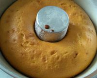 Bolo de cenoura sem ovos e com leite de soja