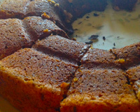 Bolo de banana com casca