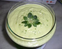 Mousse de abacate com limão