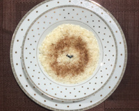 Mingau de arroz cremoso