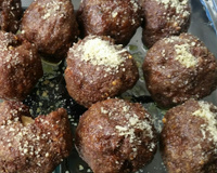 Almôndegas recheadas