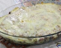 Macarrão de forno com presunto e queijo