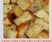 Croutons com pão Italiano do Lúcio Cezar