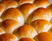 Pão sem farinha com apenas três ingredientes e em menos de 15 minutos: rápido e fácil