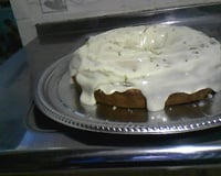Bolo de limão fácil e delicioso.
