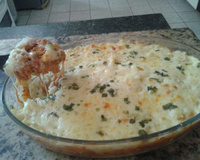 Torta de frango com massa de batatas