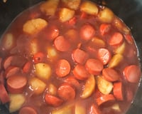 Batata ao molho de salsicha