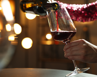 Quer saborear um bom vinho? Conheça a adega climatizada Electrolux