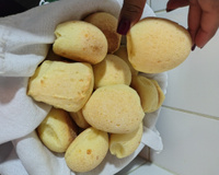 Pão de queijo mineiro