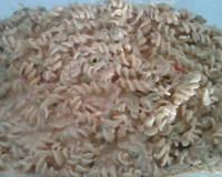 Macarrão com atum e maionese
