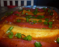 Panquecas coloridas ao molho